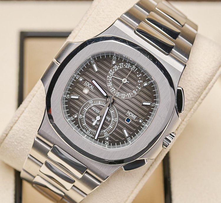 Patek Philippe Nautilus 5990 1a 2020 Grey