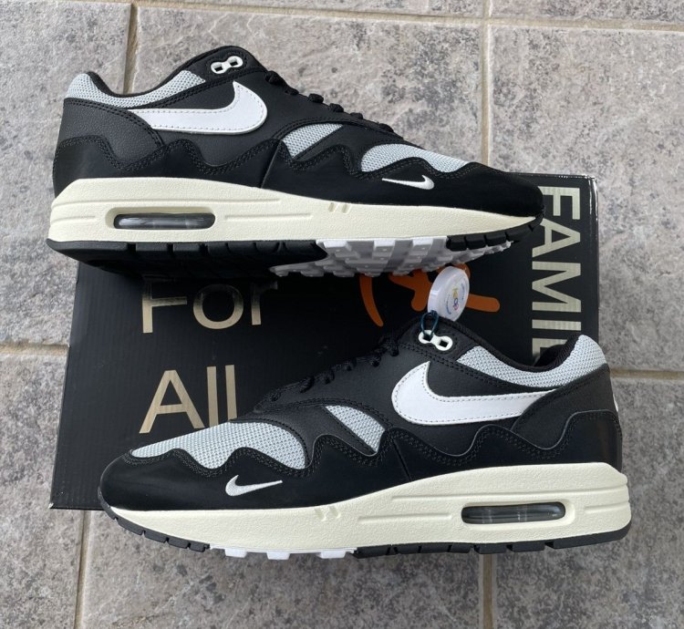 Air Max 1 Patta Waves Black Metallic Size 9 5
