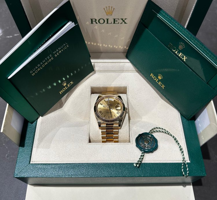 Rolex Day-date 40 Full Set In Mint Condition