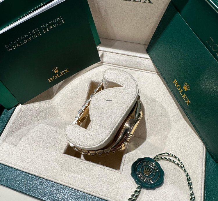 Rolex Day-date 40 Full Set In Mint Condition