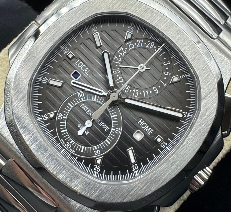 Patek Philippe Nautilus 5990 1a-001