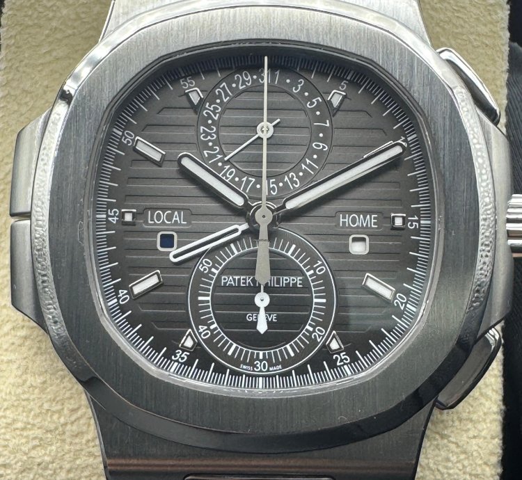 Patek Philippe Nautilus 5990 1a-001