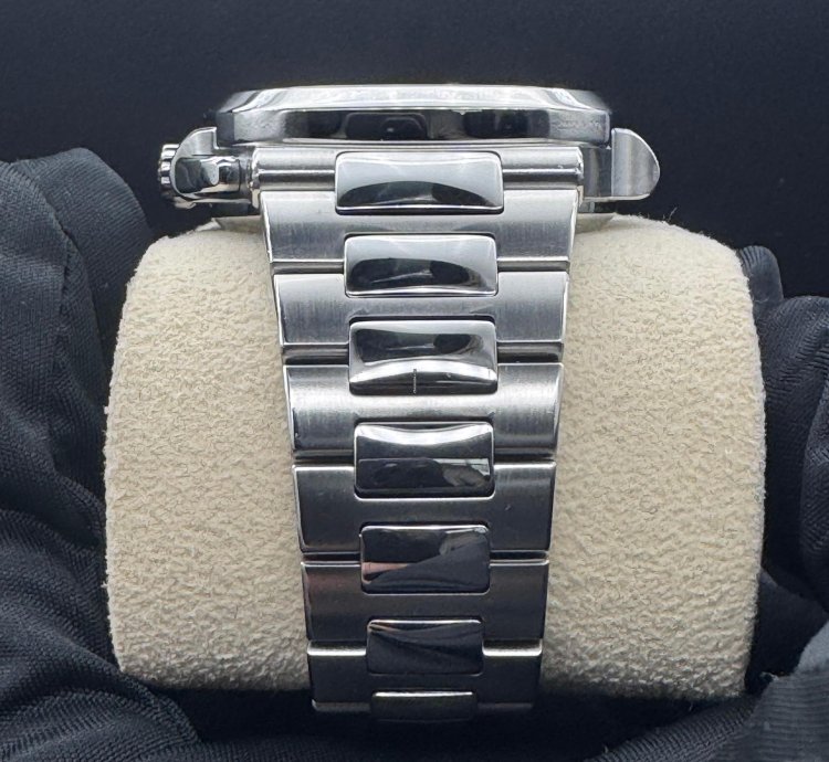 Patek Philippe Nautilus 5990 1a-001