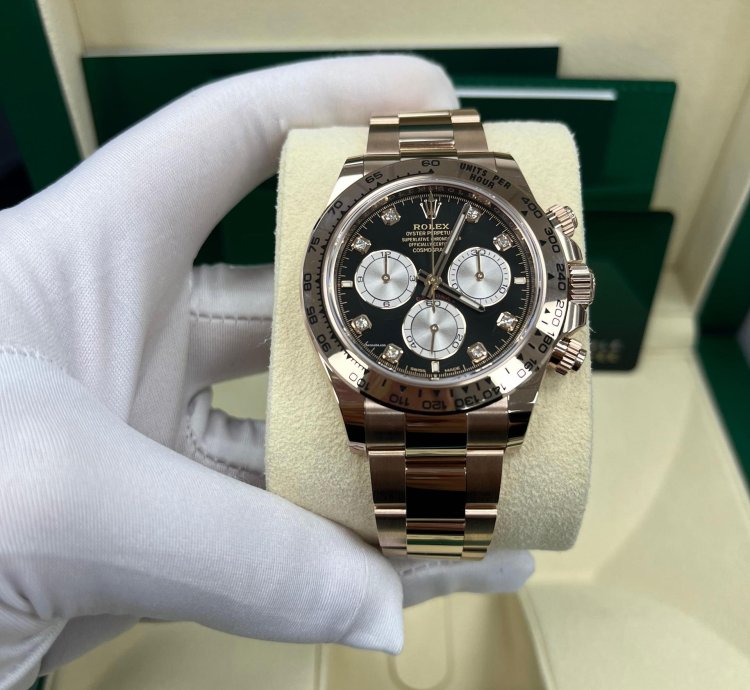 Rolex Daytona Everose Gold Black And Sundust Diamond Dial Oyster Bracelet 126505