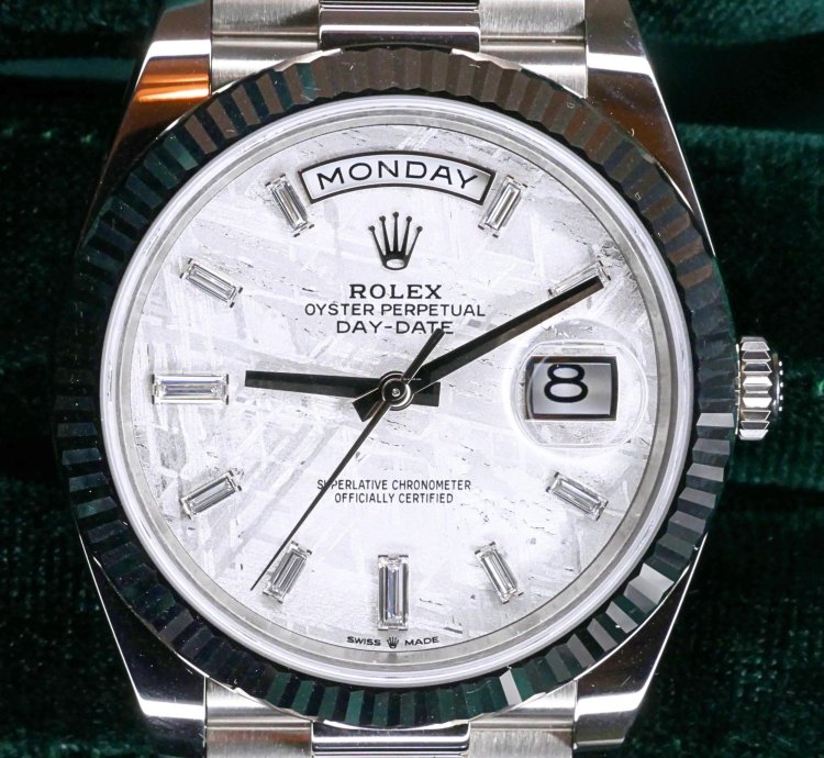 Rolex Day-date 40 Full Set Mint Day Date White Gold Meteorite Baguette 40mm 228239