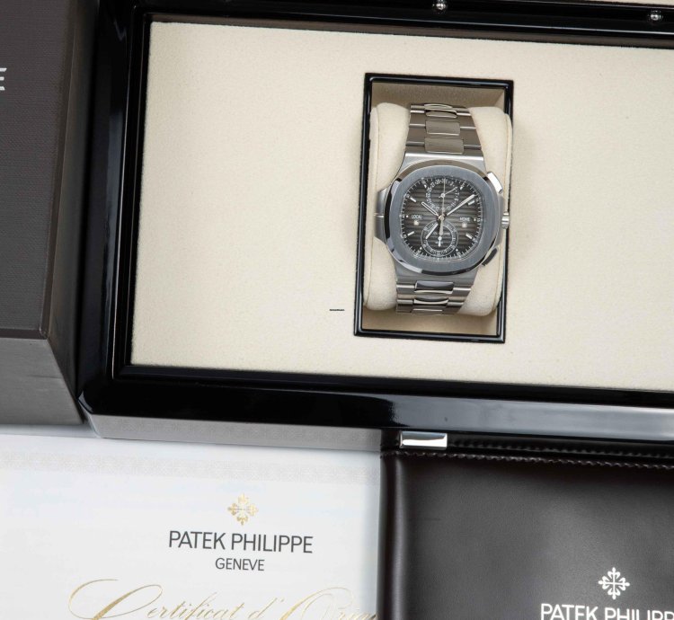 Patek Philippe Nautilus 5990 1a-001 2018