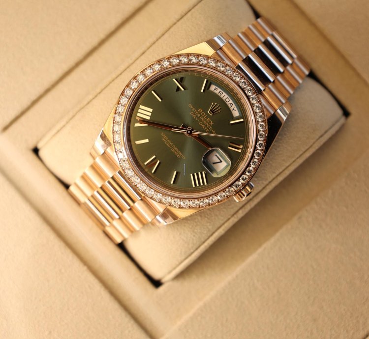 Rolex Day-date 40 Full Set New With White Tag Some Stickers