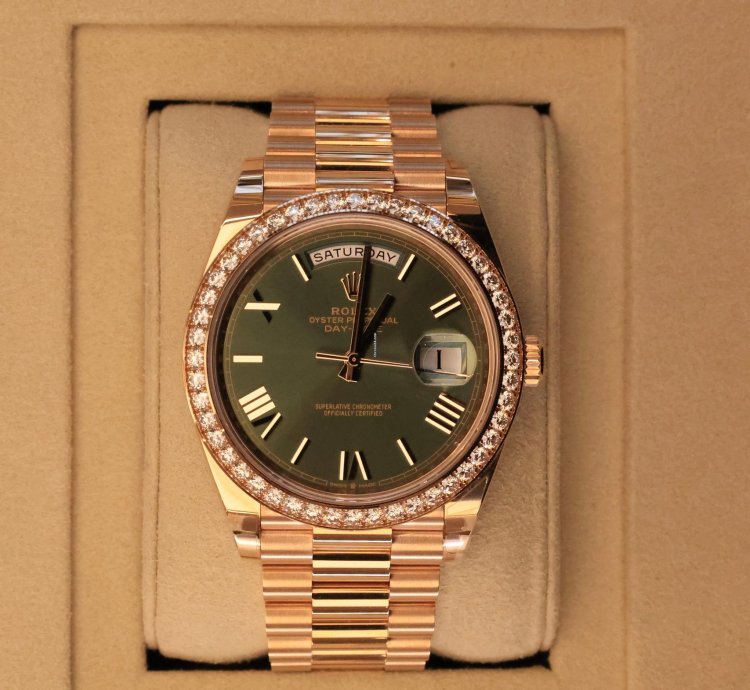 Rolex Day-date 40 Full Set New With White Tag Some Stickers