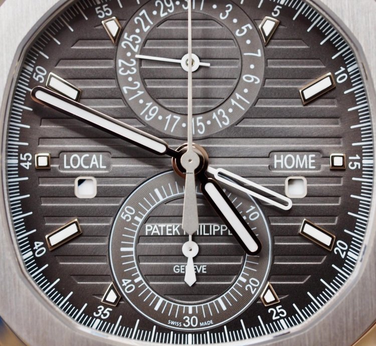 Patek Philippe Nautilus 5990 1a-001 Chronograph Travel Time Mint 2017