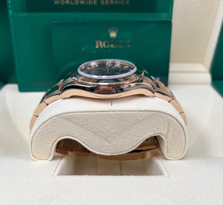 Rolex Daytona Everose Gold Cosmograph Daytona 40 Watch - Chocolate And Black Index Dial