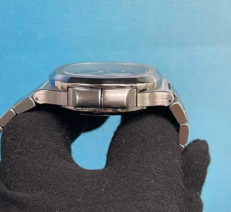 Patek Philippe Nautilus 5990 1a-001 Nautilus