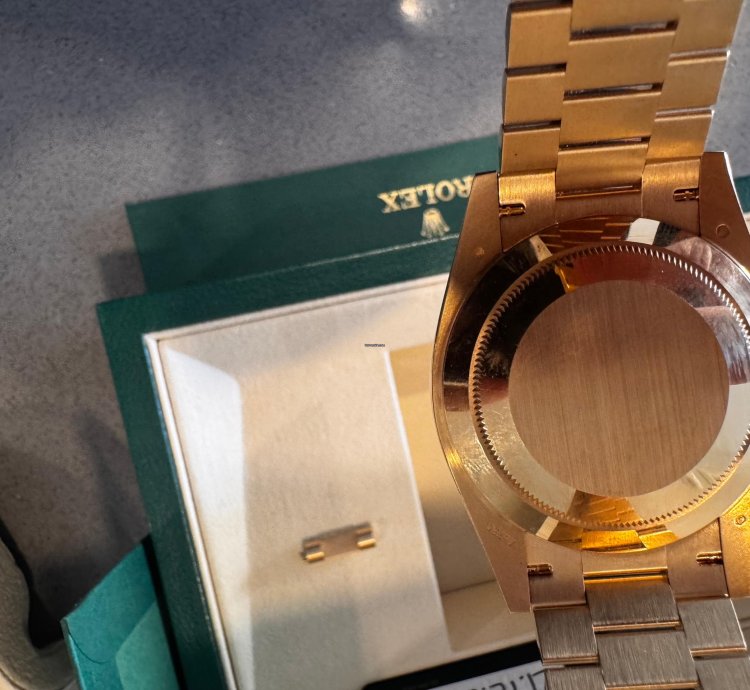 Rolex Day-date 40 Full Set Worn Handful Of Times