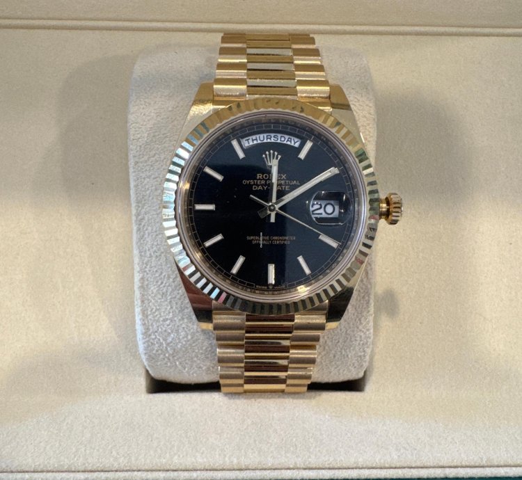 Rolex Day-date 40 Full Set Worn Handful Of Times