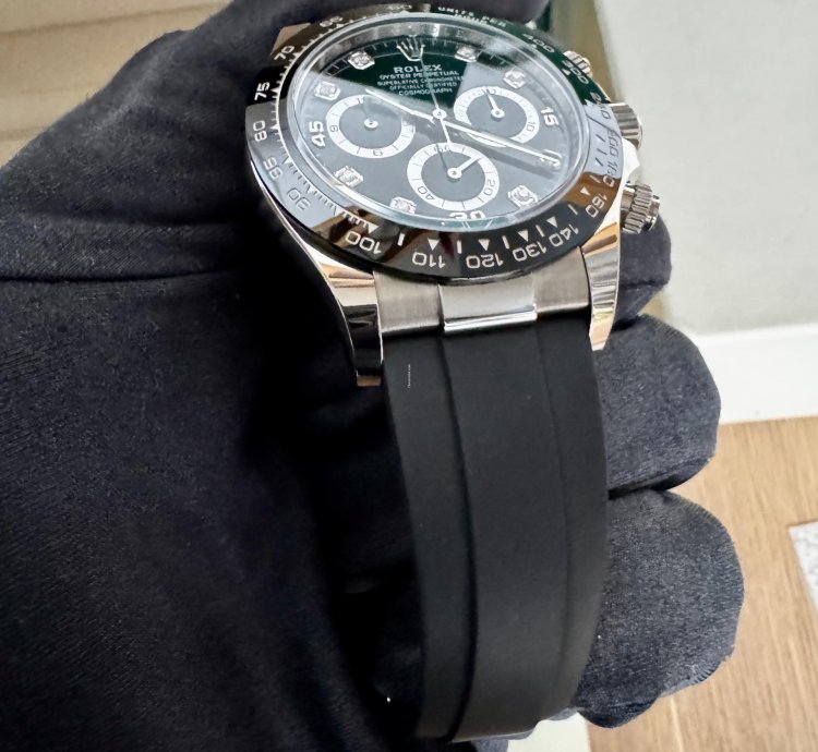 Rolex Daytona Factory Diamonds Dial New Unworn Full Set