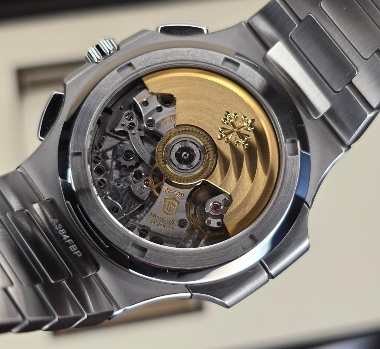Patek Philippe Nautilus 5990 1a-001 Travel Time