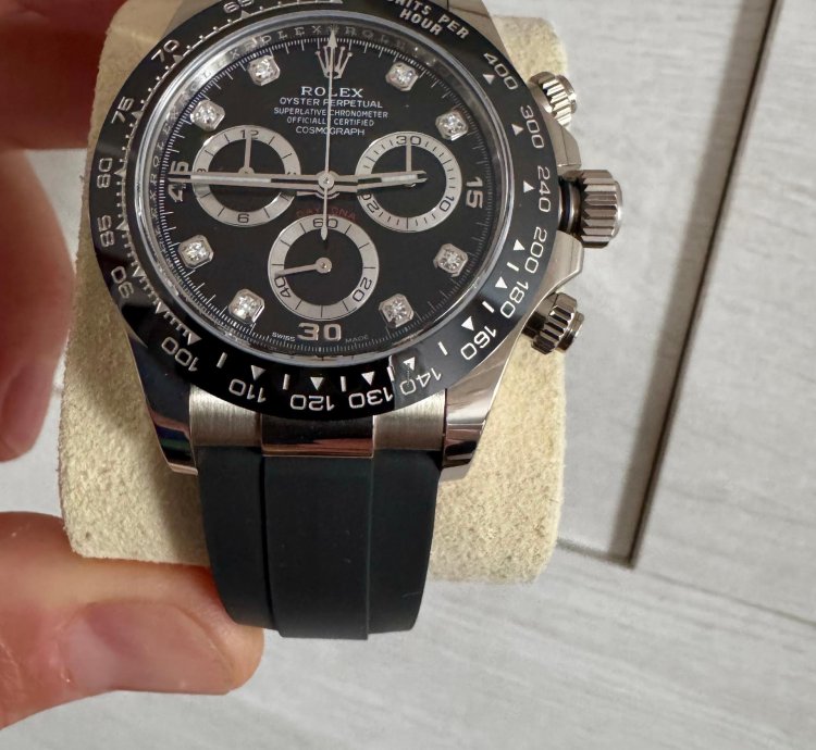 Rolex Daytona Factory Diamonds Dial New Unworn Full Set