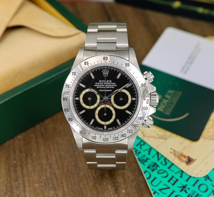 Rolex Daytona Floating Black Dial Cream Patrizzi Subdials Ref 16520 Serial Service 2024