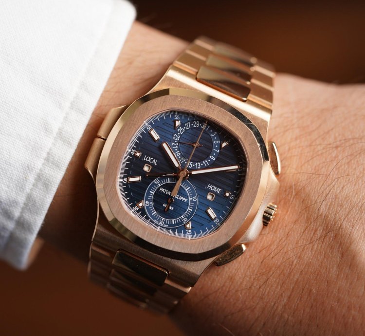 Patek Philippe Nautilus 5990 1r-001 Full Set Unpolished
