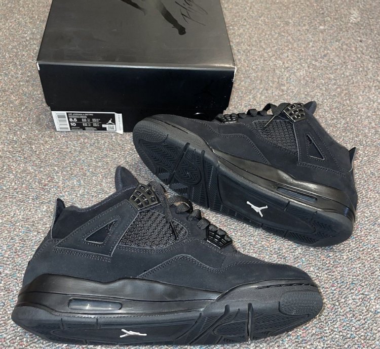 Black Cat 4s