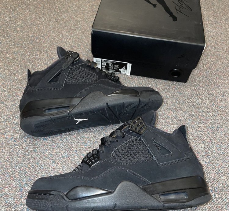 Black Cat 4s