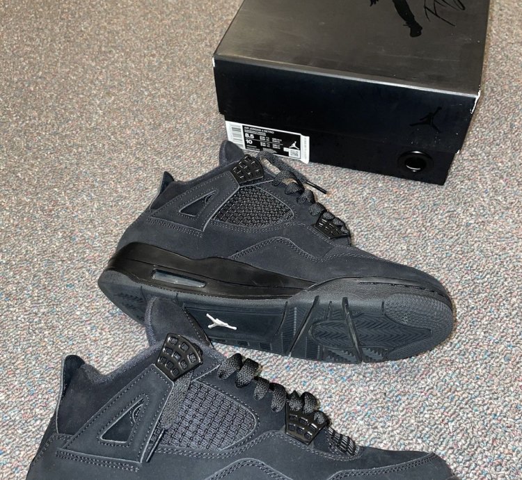 Black Cat 4s