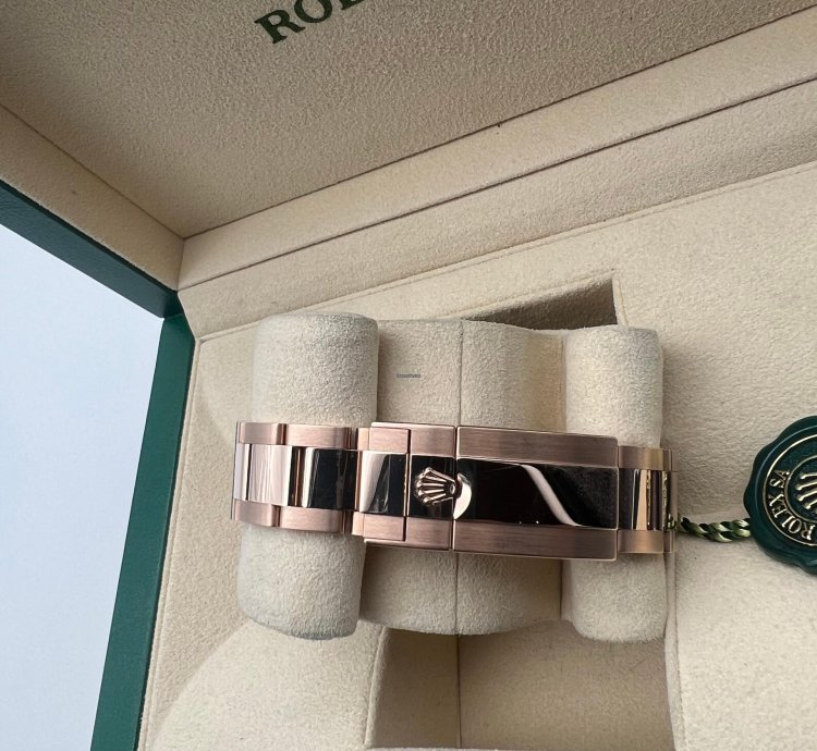 Rolex Daytona Full Rose Gold Chocolate Brown Dial