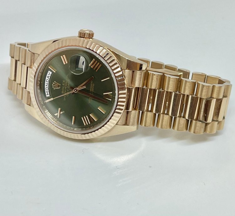Rolex Day-date 40 Green Dial Day-date 40 Eveross Full Set 228235