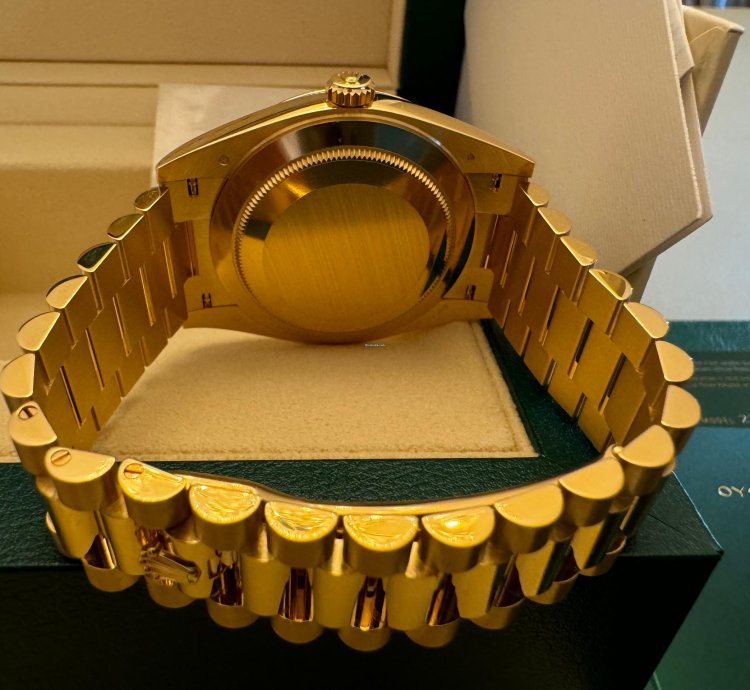 Rolex Day-date 40 Green Dial Full Set New Never Used April 2024