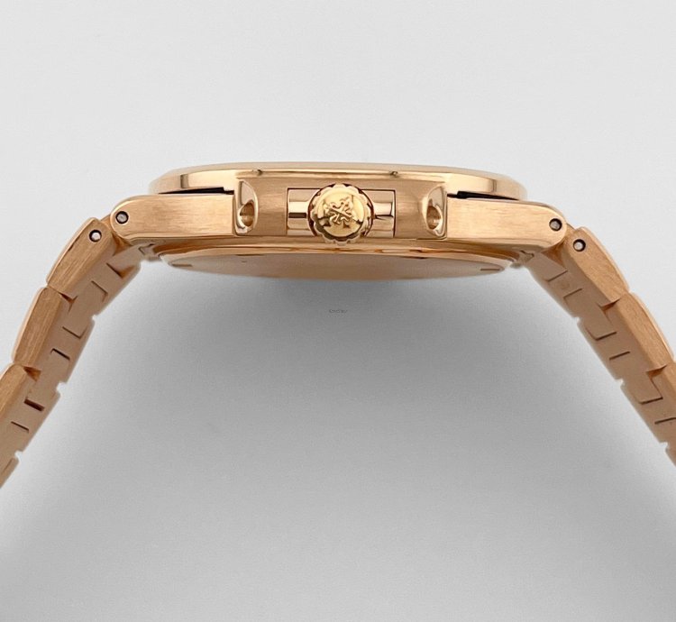 Patek Philippe Nautilus 7010 1r-010 Ladies Rose Gold Brown Dial Diamond Bezel 2014