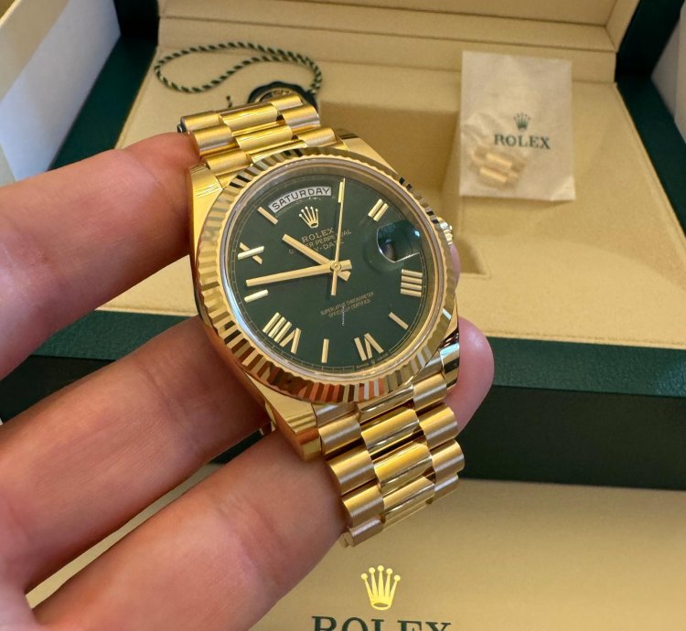 Rolex Day-date 40 Green Dial Full Set New Never Used April 2024