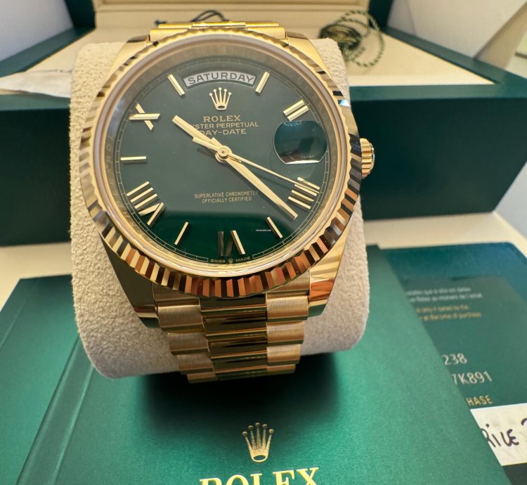 Rolex Day-date 40 Green Dial Full Set New Never Used April 2024