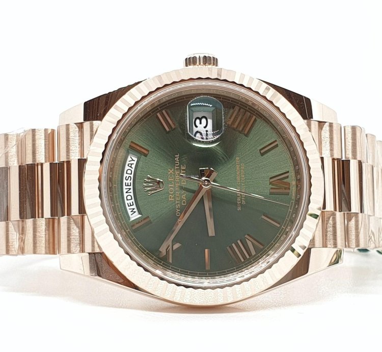 Rolex Day-date 40 Green Dial New Full Set