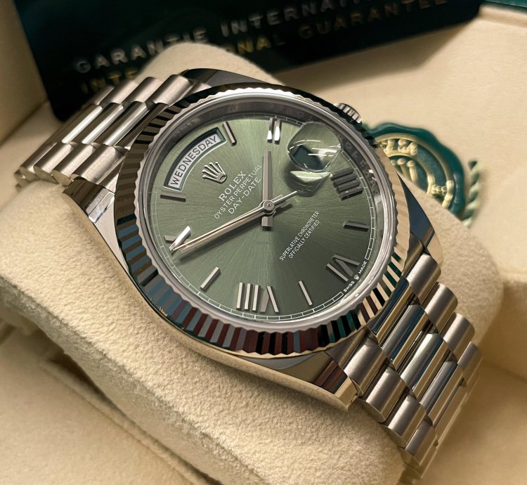Rolex Day-date 40 Green Dial New Unworn Full Set 2021 White Gold