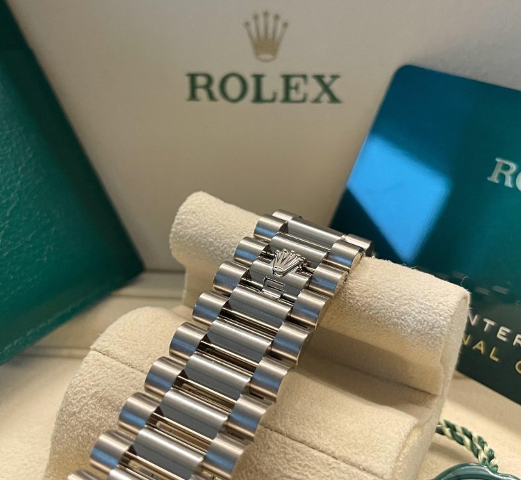 Rolex Day-date 40 Green Dial New Unworn Full Set 2021 White Gold