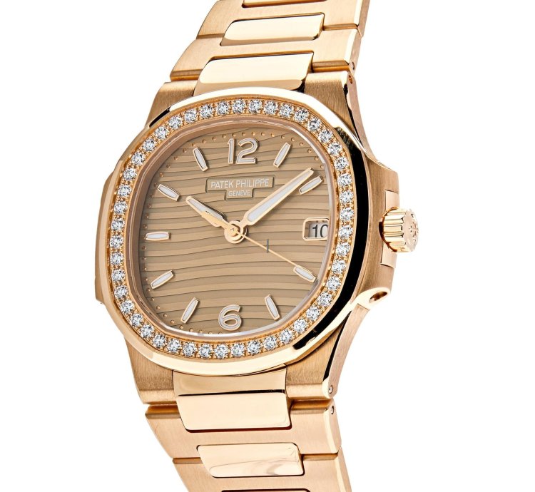 Patek Philippe Nautilus 7010 1r-012 Quartz Rose Gold Diamond Bezel