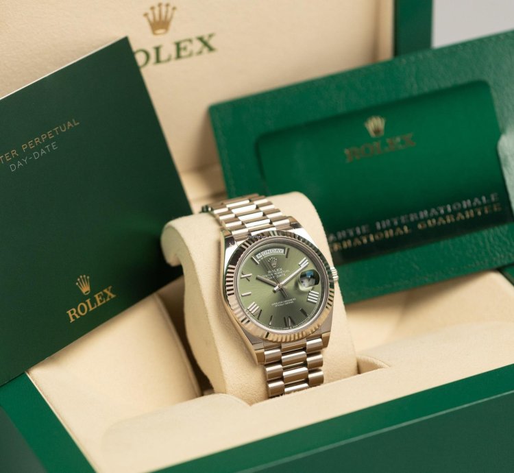 Rolex Day-date 40 Green Dial Unworn Full Set 228239