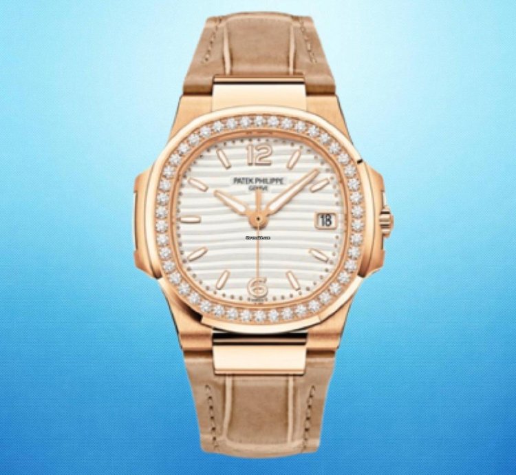 Patek Philippe Nautilus 7010r-011 Rose Gold Nautilus