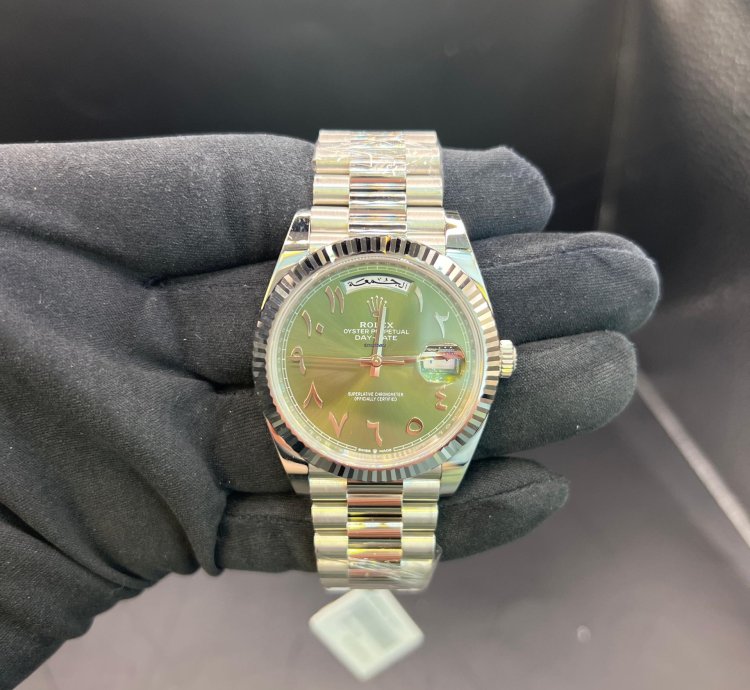 Rolex Day-date 40 Green Dial With Arabic Numerals Full Platinum