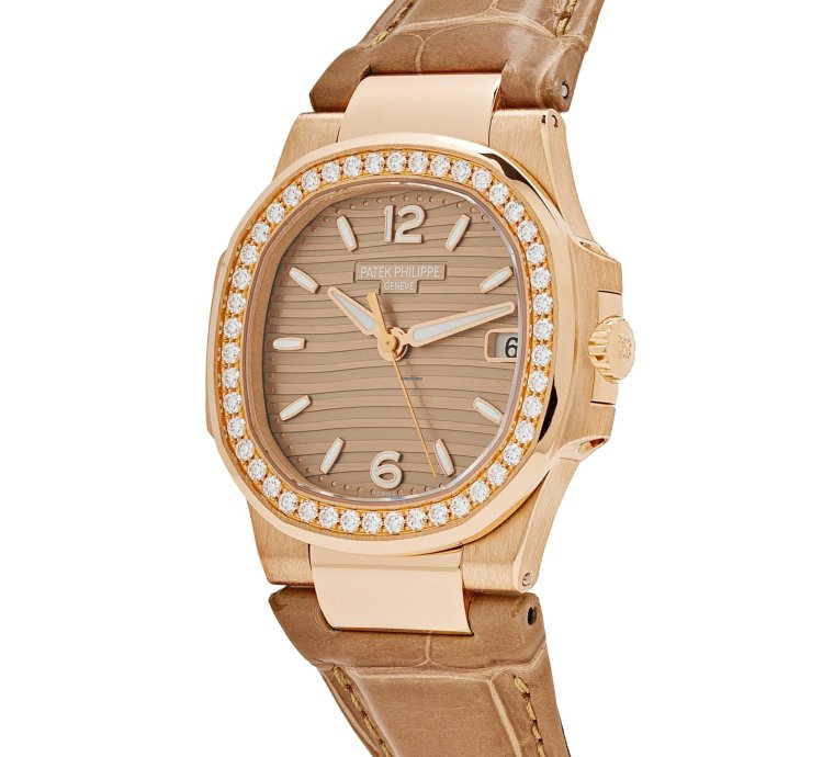 Patek Philippe Nautilus 7010r-012 Ladies Quartz Rose Gold Diamond Bezel