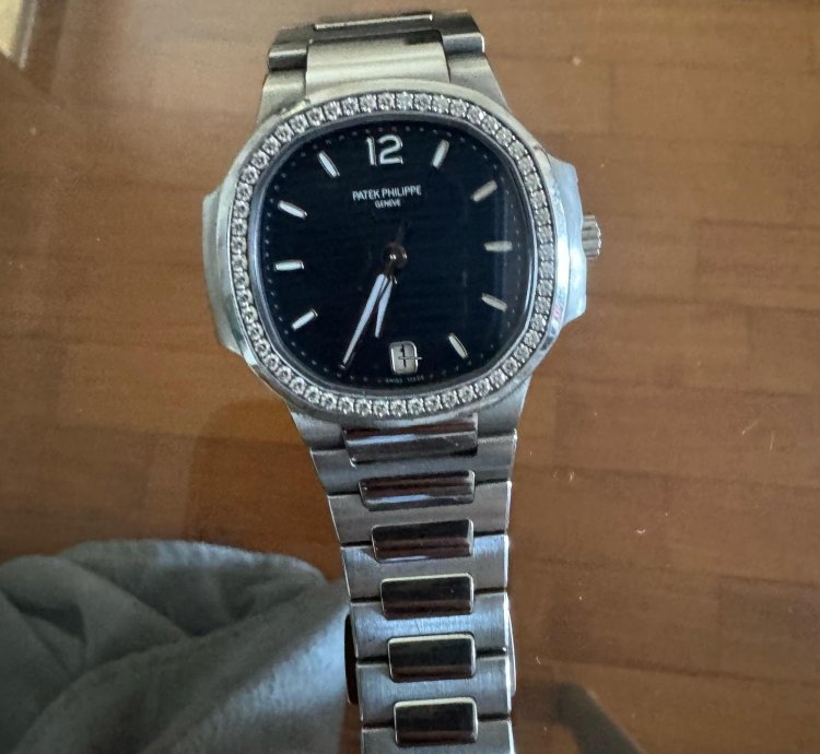 Patek Philippe Nautilus 7118 1200a-001