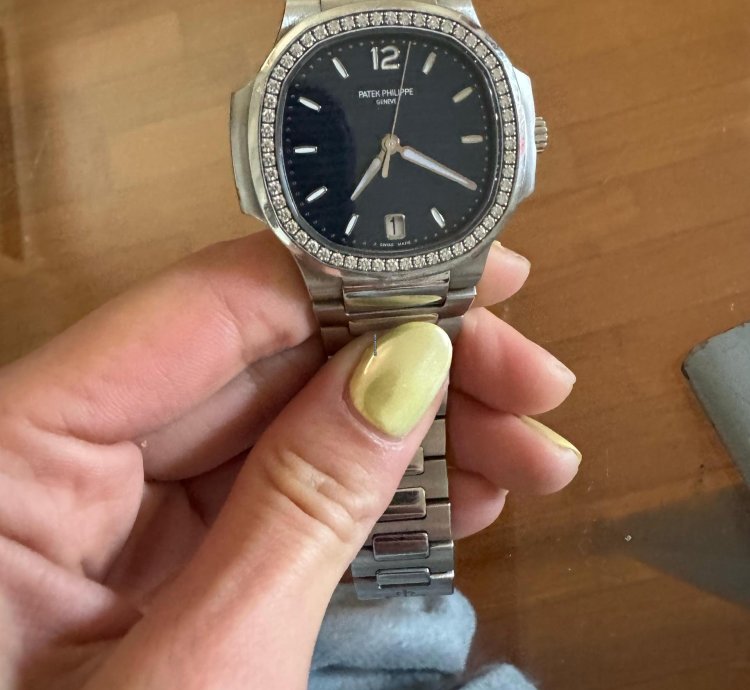 Patek Philippe Nautilus 7118 1200a-001