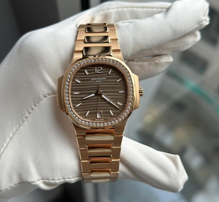 Patek Philippe Nautilus 7118 1200r-010