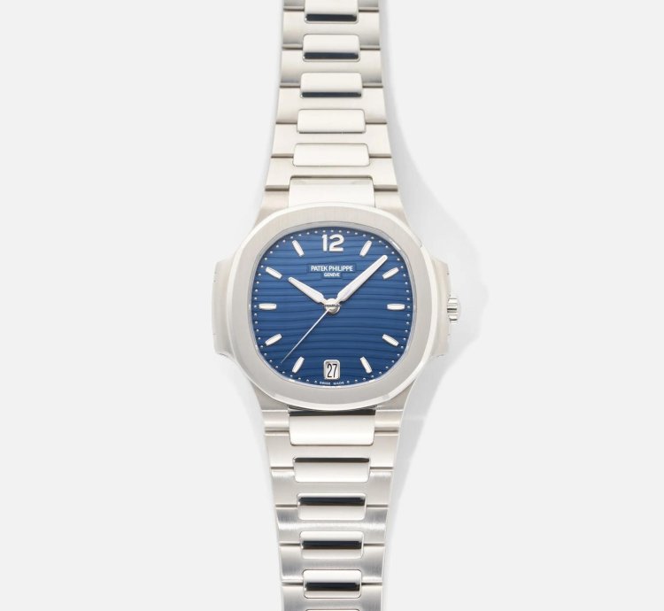 Patek Philippe Nautilus 7118 1a-001 2020 Box And Papers