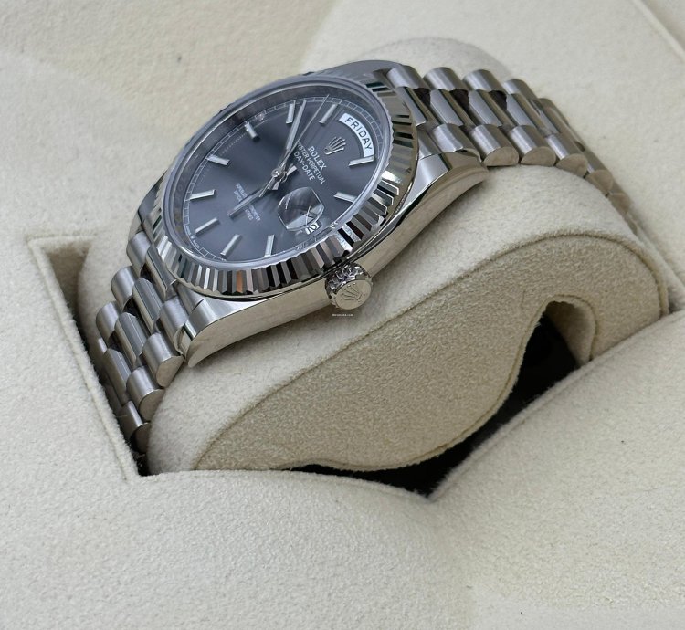 Rolex Day-date 40 Grey