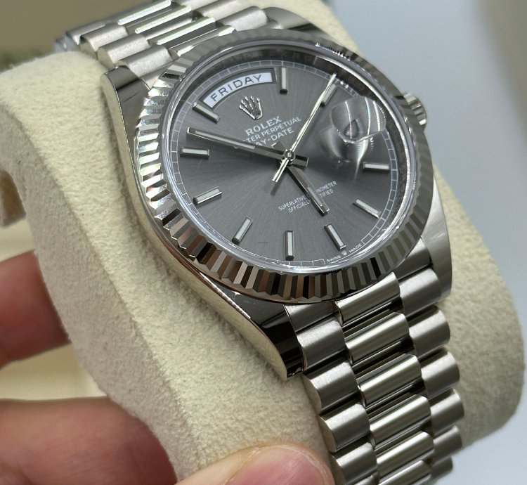 Rolex Day-date 40 Grey