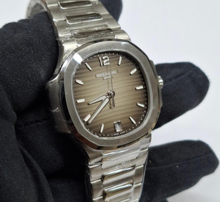 Patek Philippe Nautilus 7118 1a-011