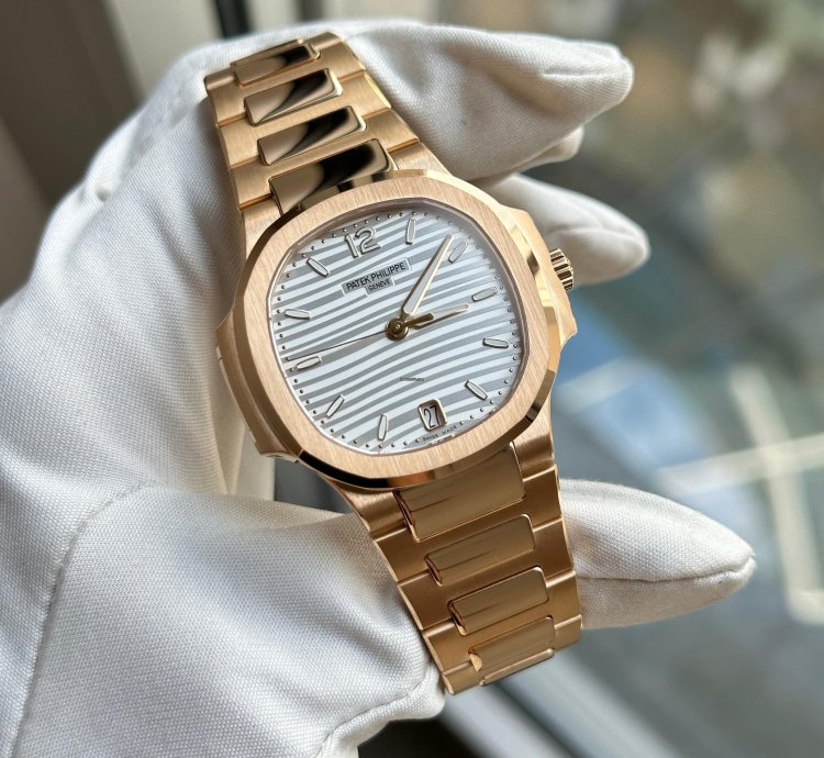 Patek Philippe Nautilus 7118 1r-001