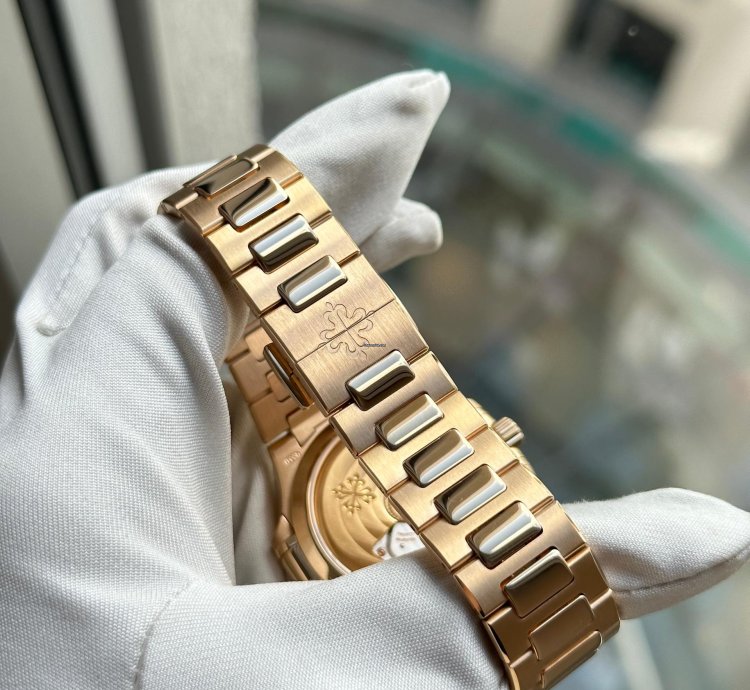 Patek Philippe Nautilus 7118 1r-001