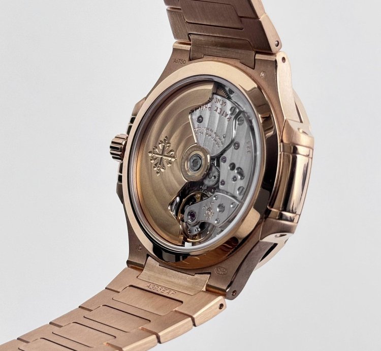 Patek Philippe Nautilus 7118 1r-010 Ladies Rose Gold Champagne Golden Dial 2022