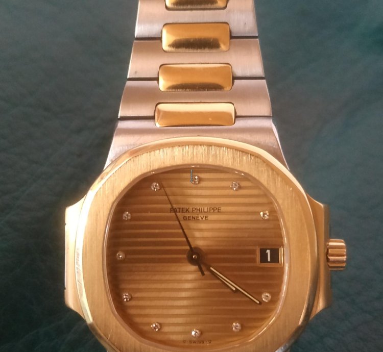 Patek Philippe Nautilus Acciaio Oro Raro Quadrante Oro Con Indici Brillanti